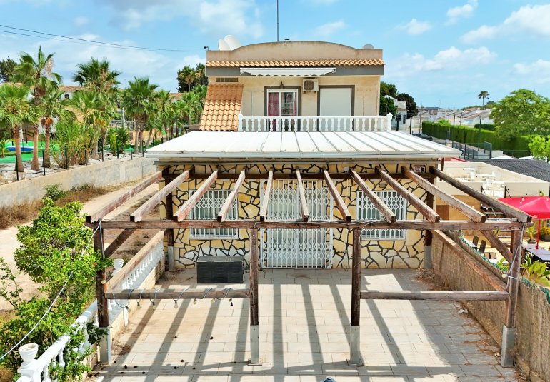 Revente - Commercial -
Villamartin