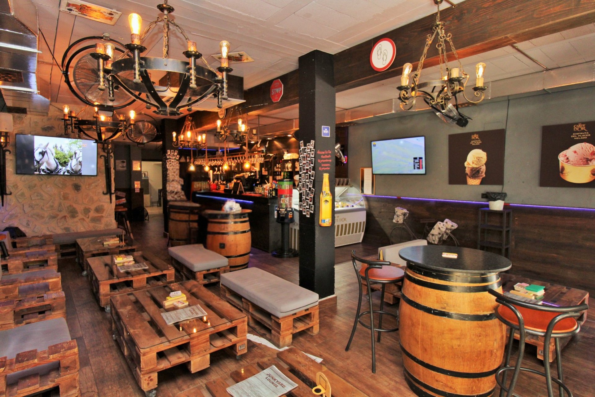 Revente - Commercial -
Villamartin