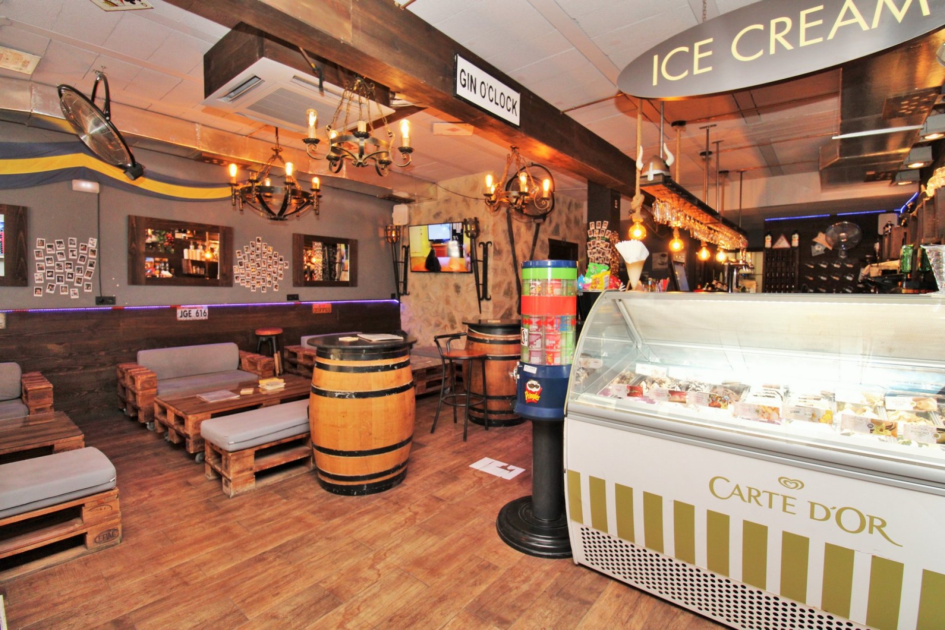 Revente - Commercial -
Villamartin