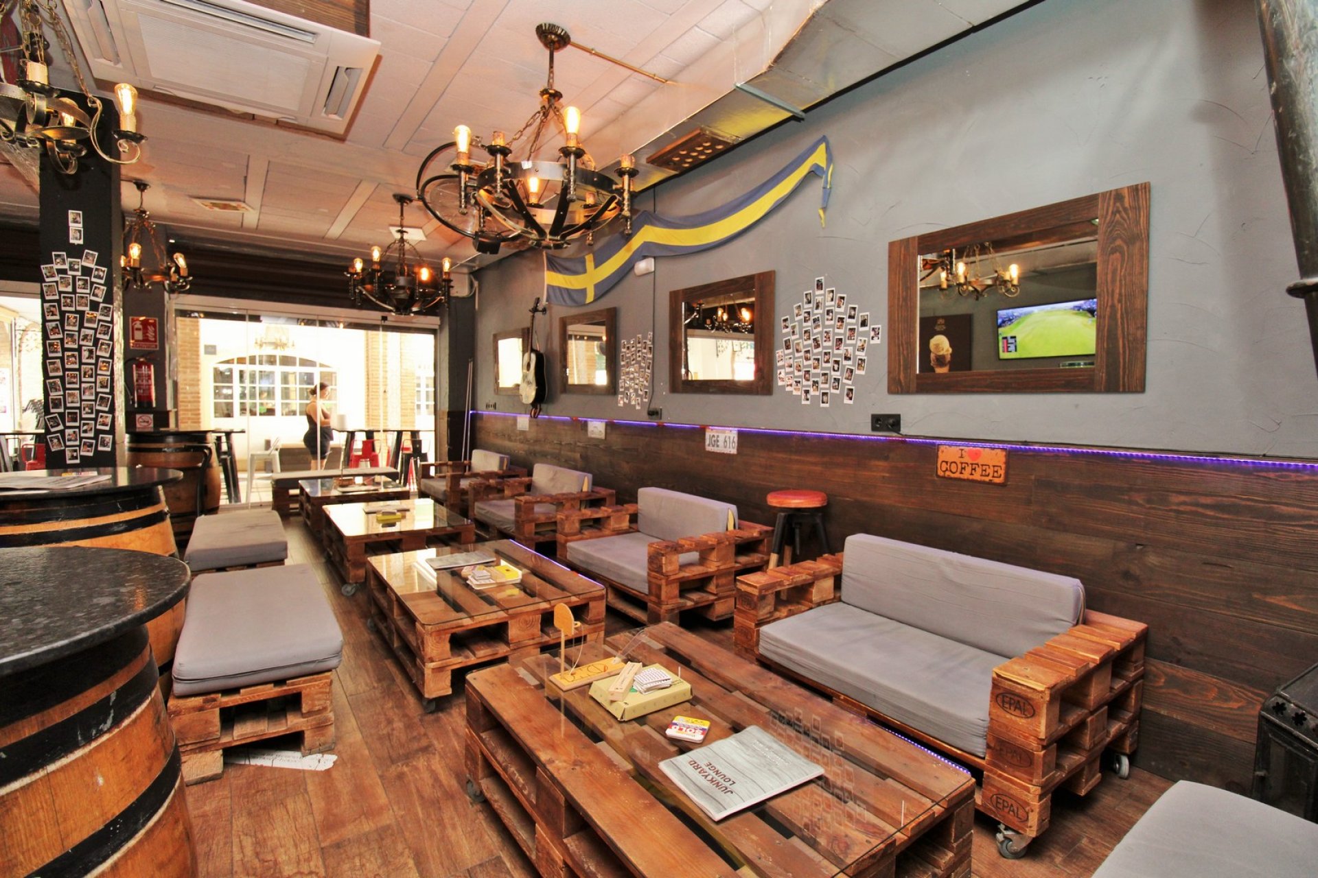 Revente - Commercial -
Villamartin