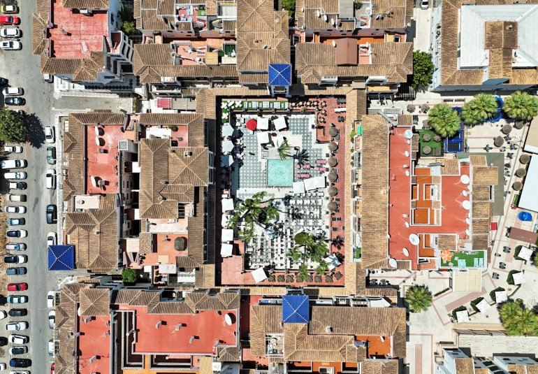 Revente - Commercial -
Villamartin