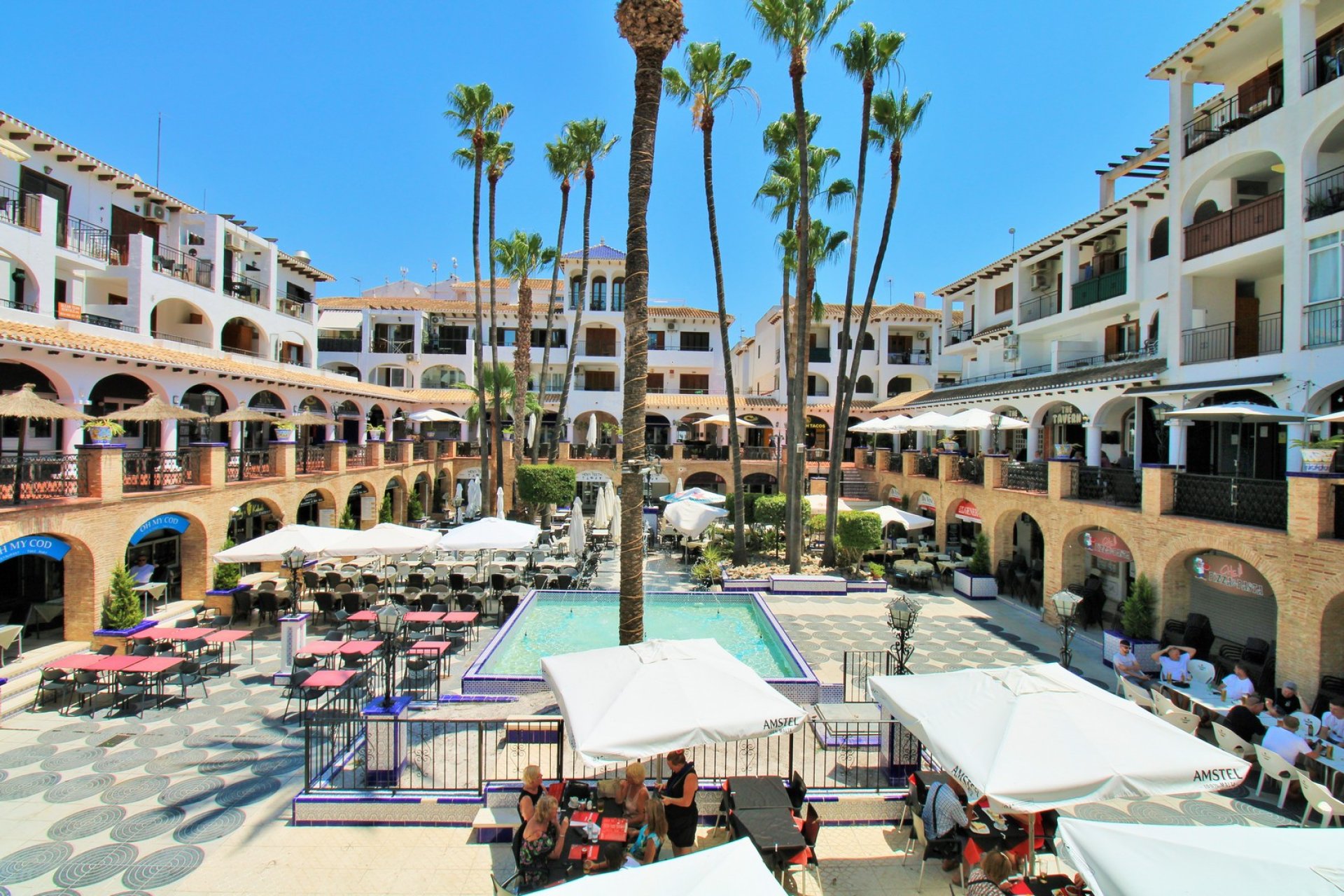 Revente - Commercial -
Villamartin