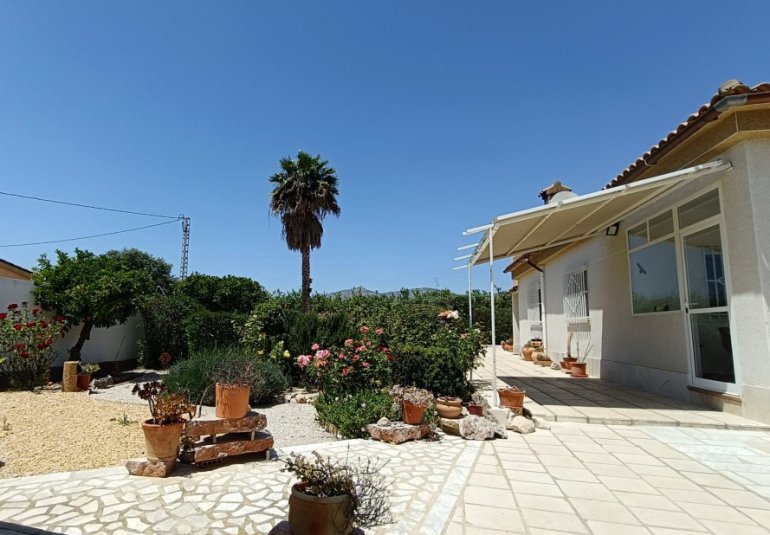 Revente - Country House -
Albatera