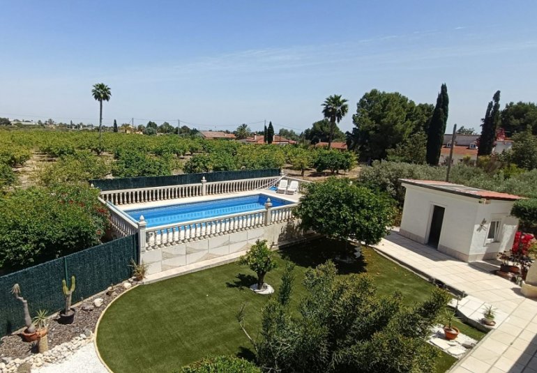 Revente - Country House -
Albatera