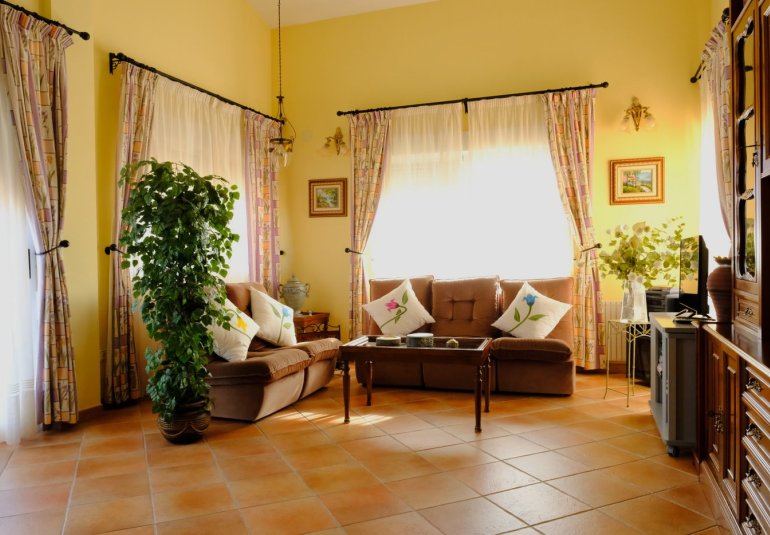 Revente - Finca -
Orihuela