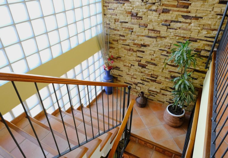 Revente - Finca -
Orihuela