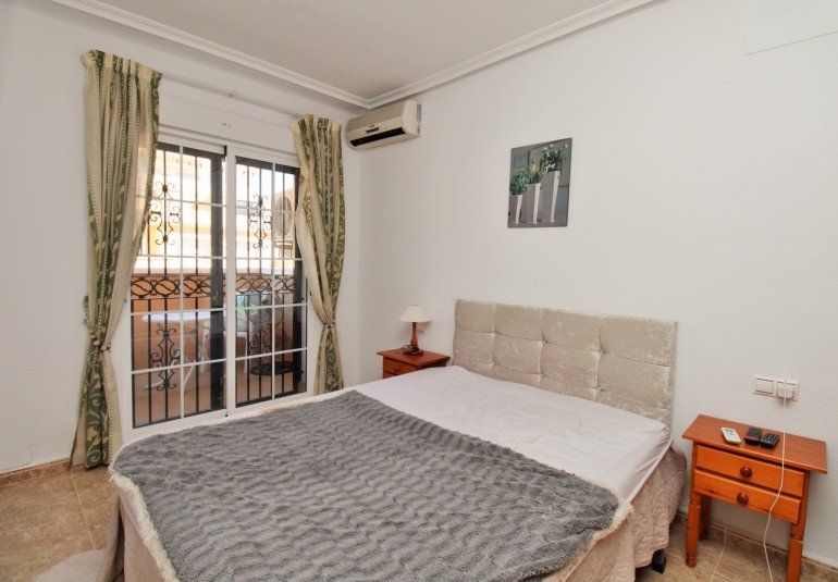 Revente - Maison de ville -
Villamartin