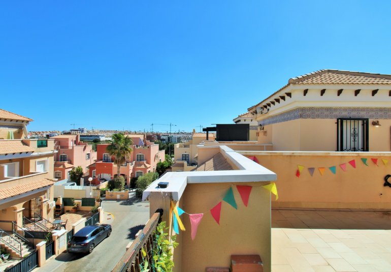 Revente - Maison de ville -
Villamartin