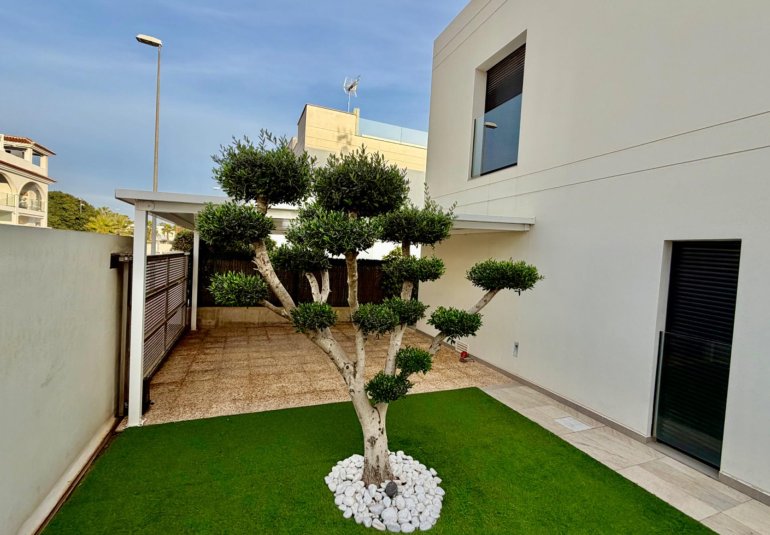 Revente - Villa -
Rojales - Cuidad Quesada