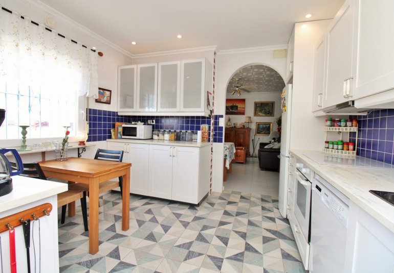 Revente - Villa -
Torrevieja - El Chaparral