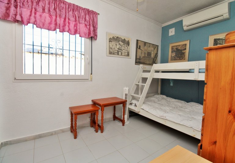 Revente - Villa -
Torrevieja - El Chaparral