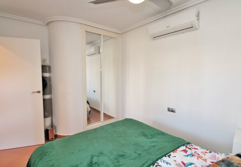 Revente - Villa -
Villamartin - Los Dolses