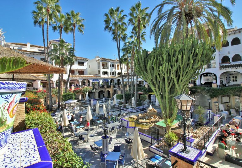 Revente - Villa -
Villamartin - PAU 8