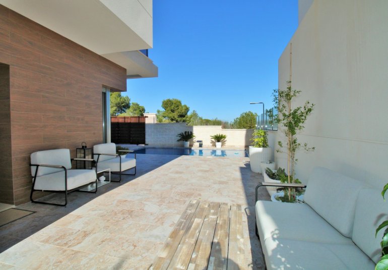 Revente - Villa -
Villamartin