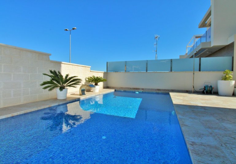 Revente - Villa -
Villamartin