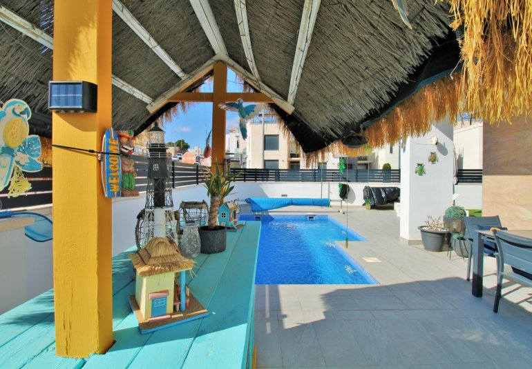 Revente - Villa -
Villamartin