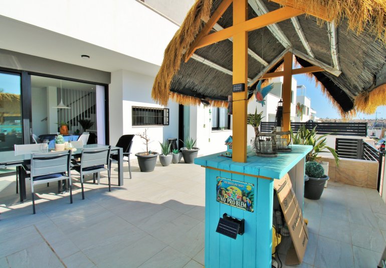 Revente - Villa -
Villamartin