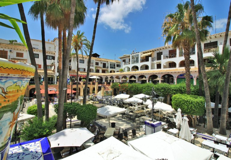 Revente - Villa -
Villamartin