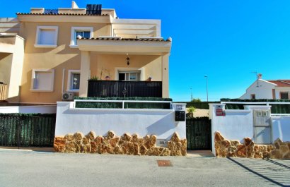 Villa - Resale - San Miguel de Salinas -
                Residencial los flamencos