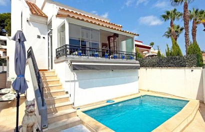 Villa - Reventa - Orihuela Costa -
                Villamartín
