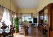 Revente - Finca -
Orihuela